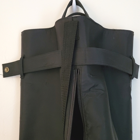 Jil Sander Urban Jungle Minimalist Black One-Strap Backpack - Picture 13 of 16